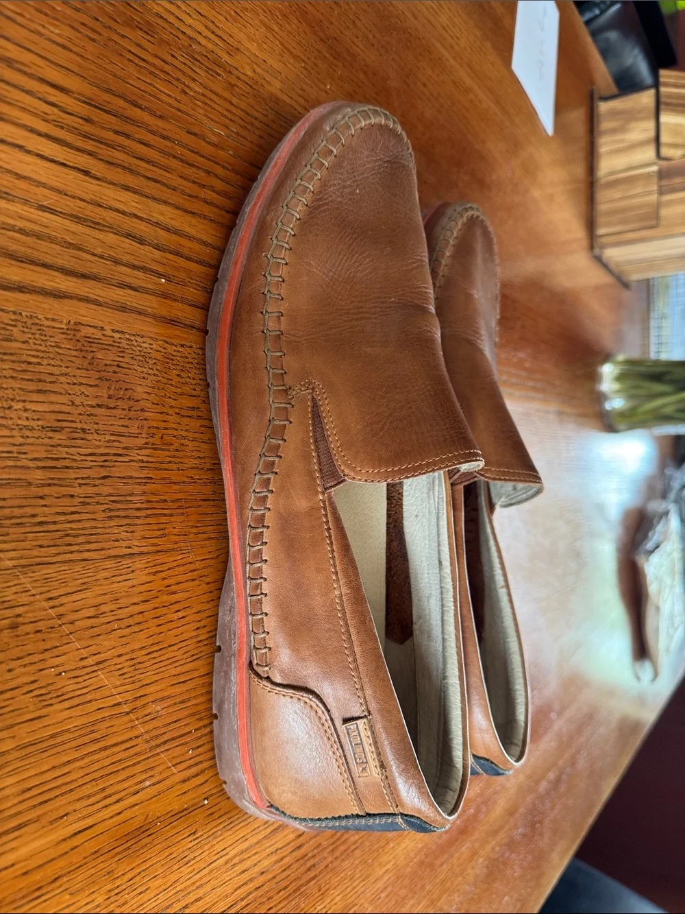 PIKOLINOS classic tan